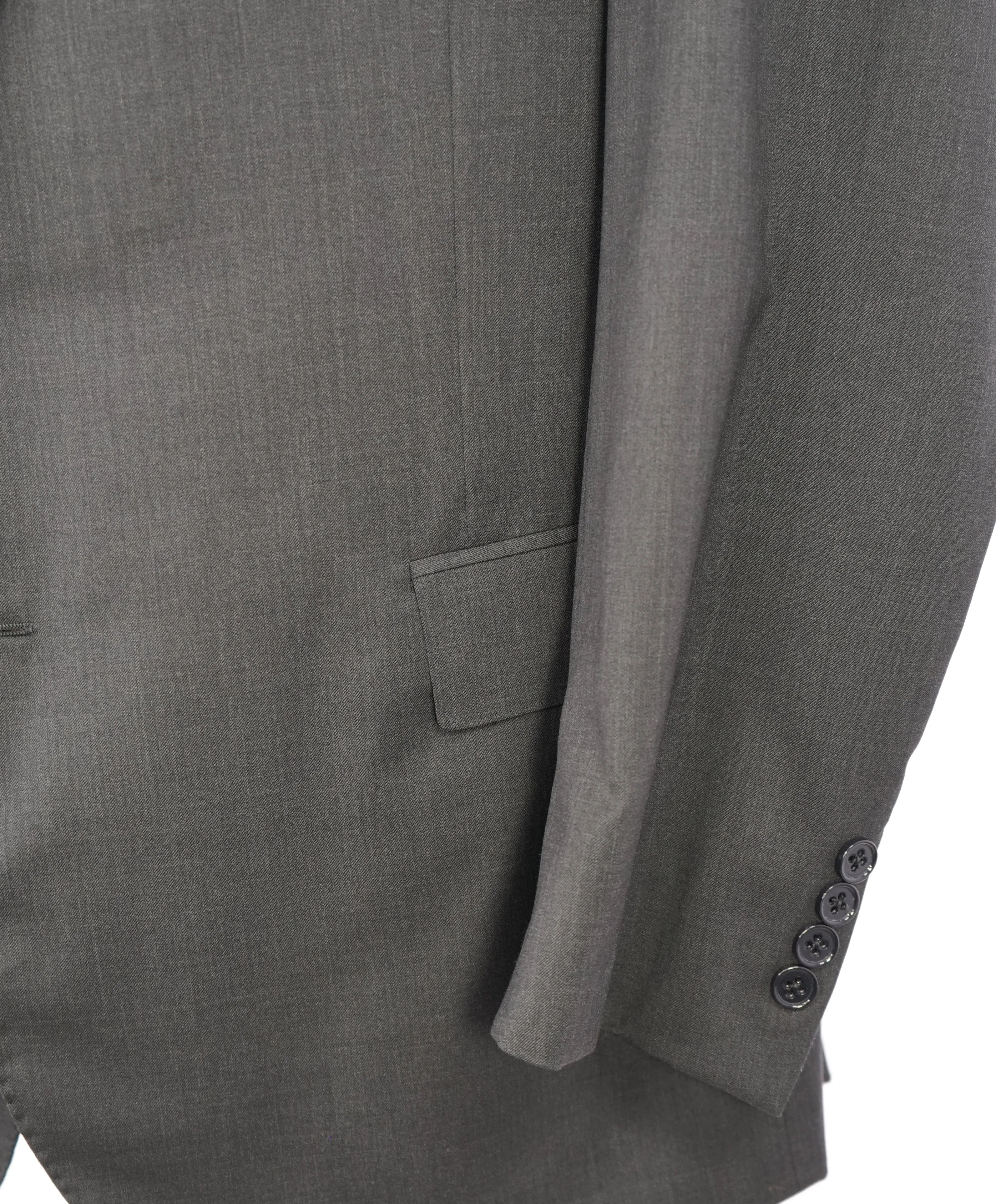$1,995 RALPH LAUREN BLACK LABEL - "Anthony" Gray Notch lapel Suit - 44R