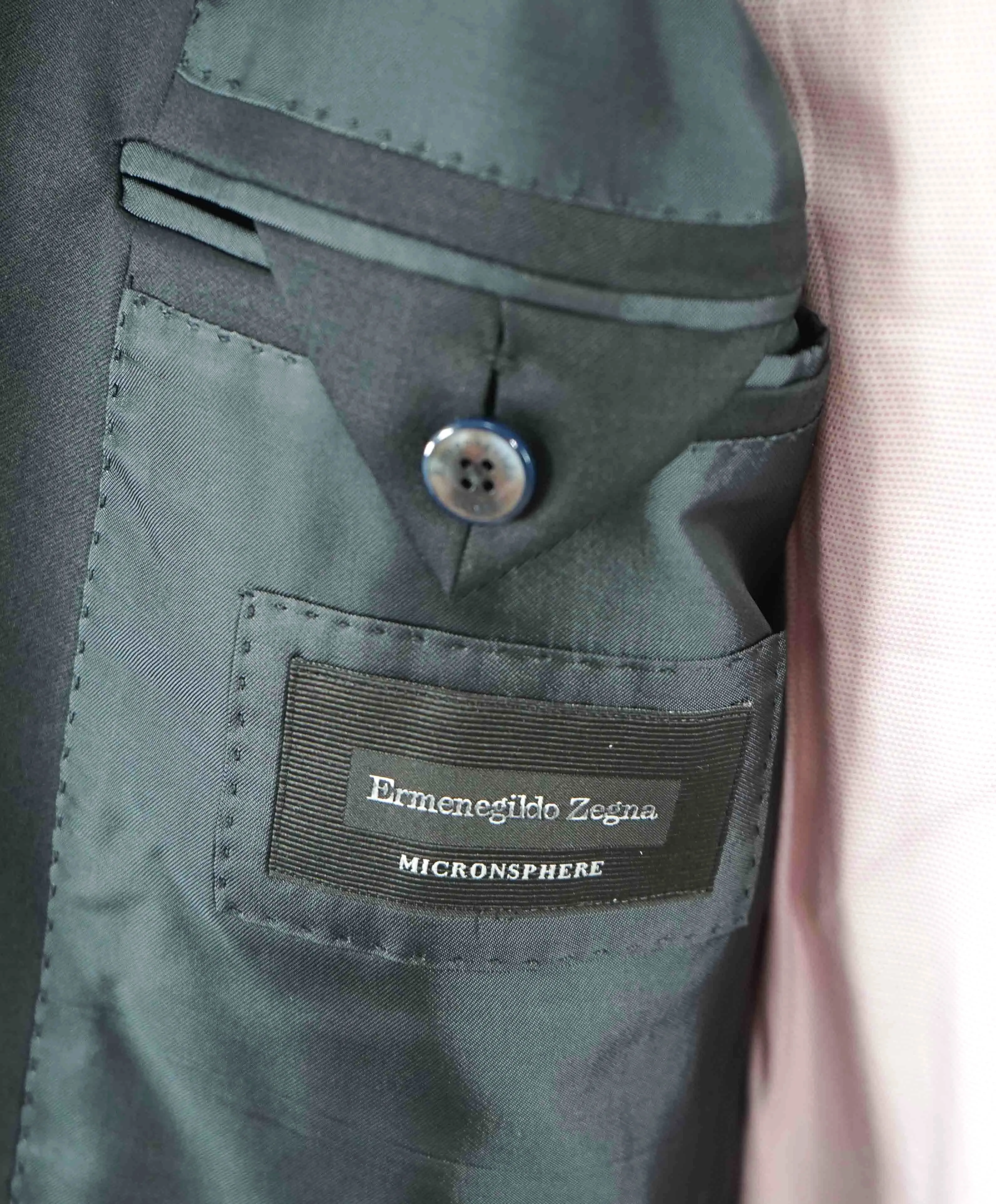 $3,000 ERMENEGILDO ZEGNA - Black “Microsphere” Wool Suit - 40S