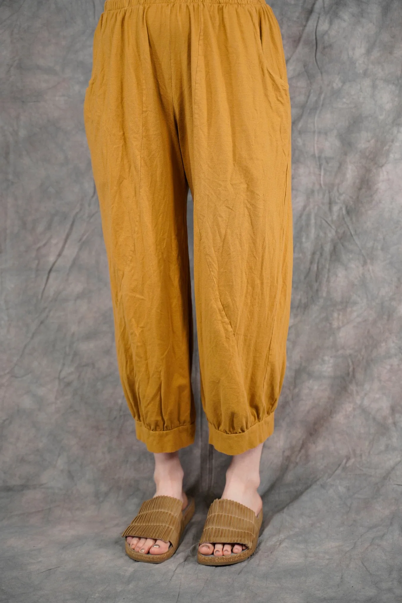 3326 Cropped Bloomers Antique Bronze