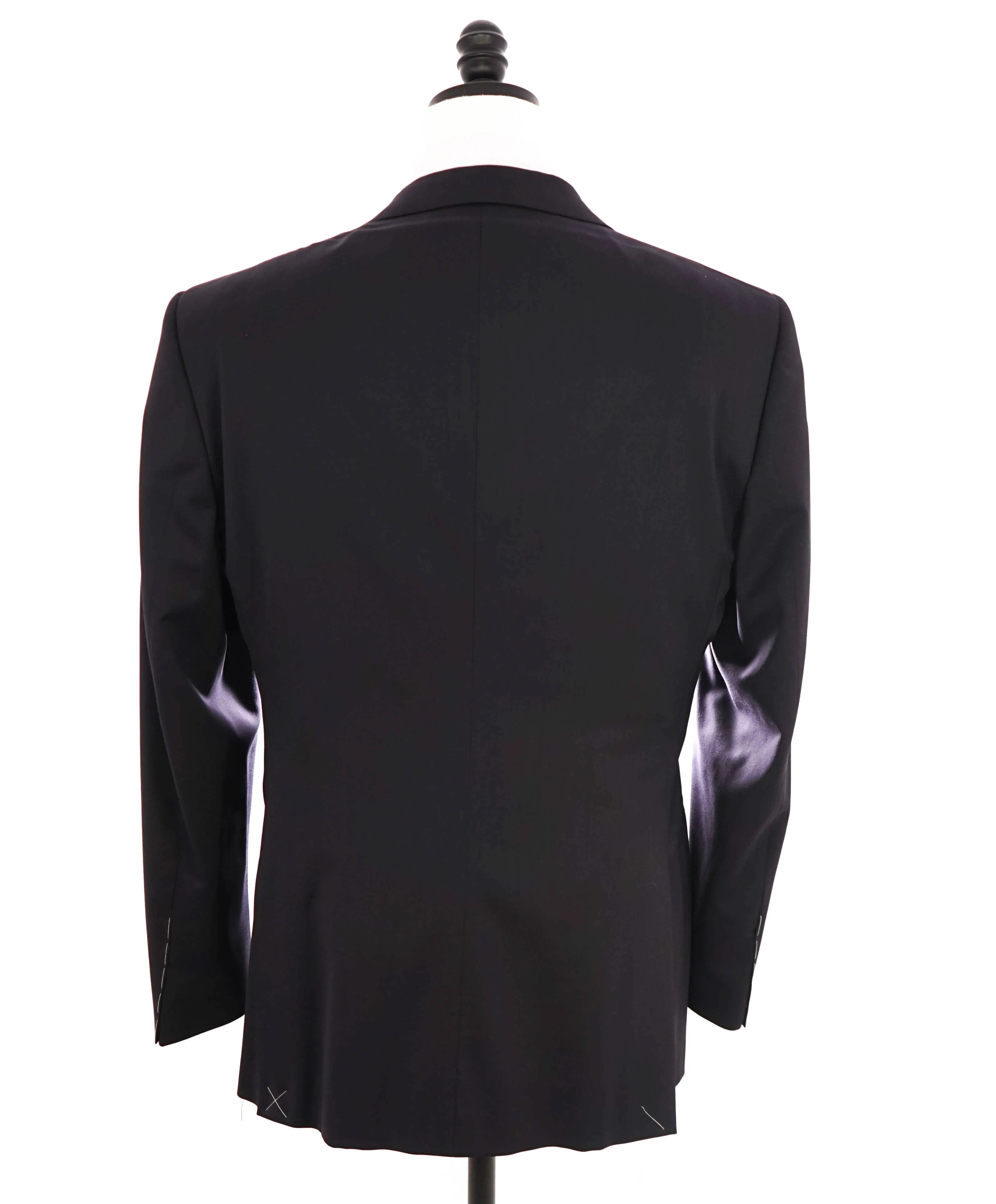$3,795 GIORGIO ARMANI - "TAYLOR" Solid Navy Notch Lapel Super 150's Suit - 42R