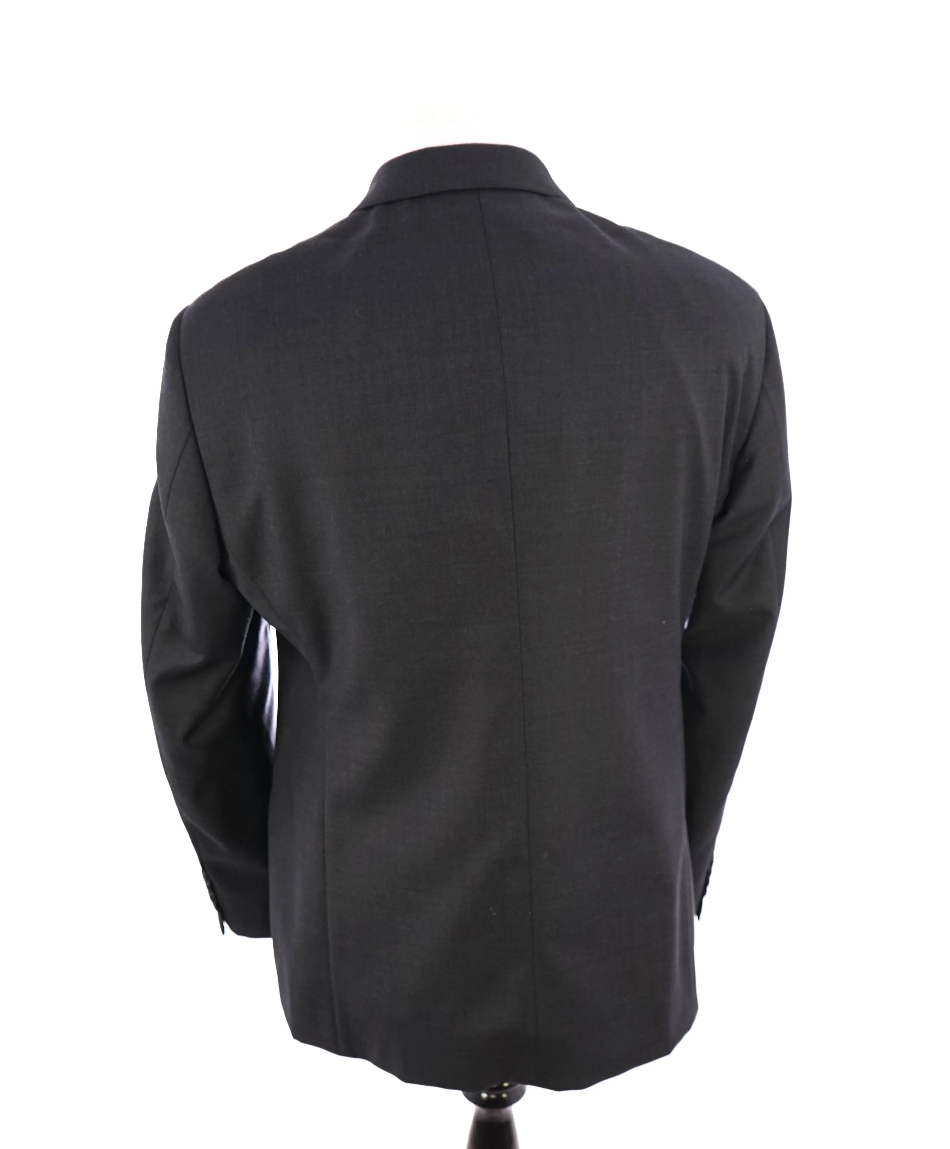 ARMANI COLLEZIONI - Classic Gray Charcoal Notch Lapel Suit - 46R