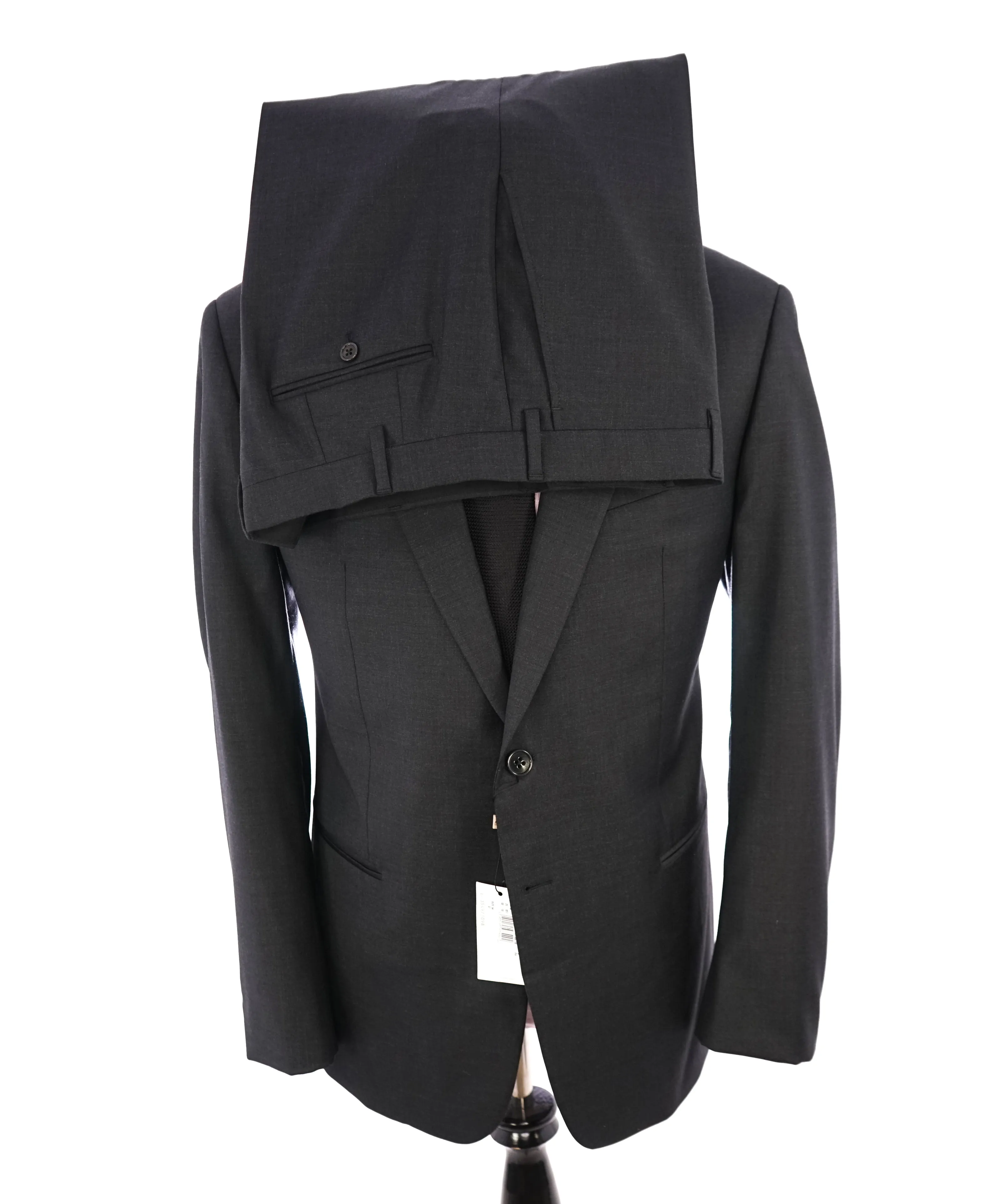 ARMANI COLLEZIONI - Classic Gray Charcoal Notch Lapel Suit - 46R
