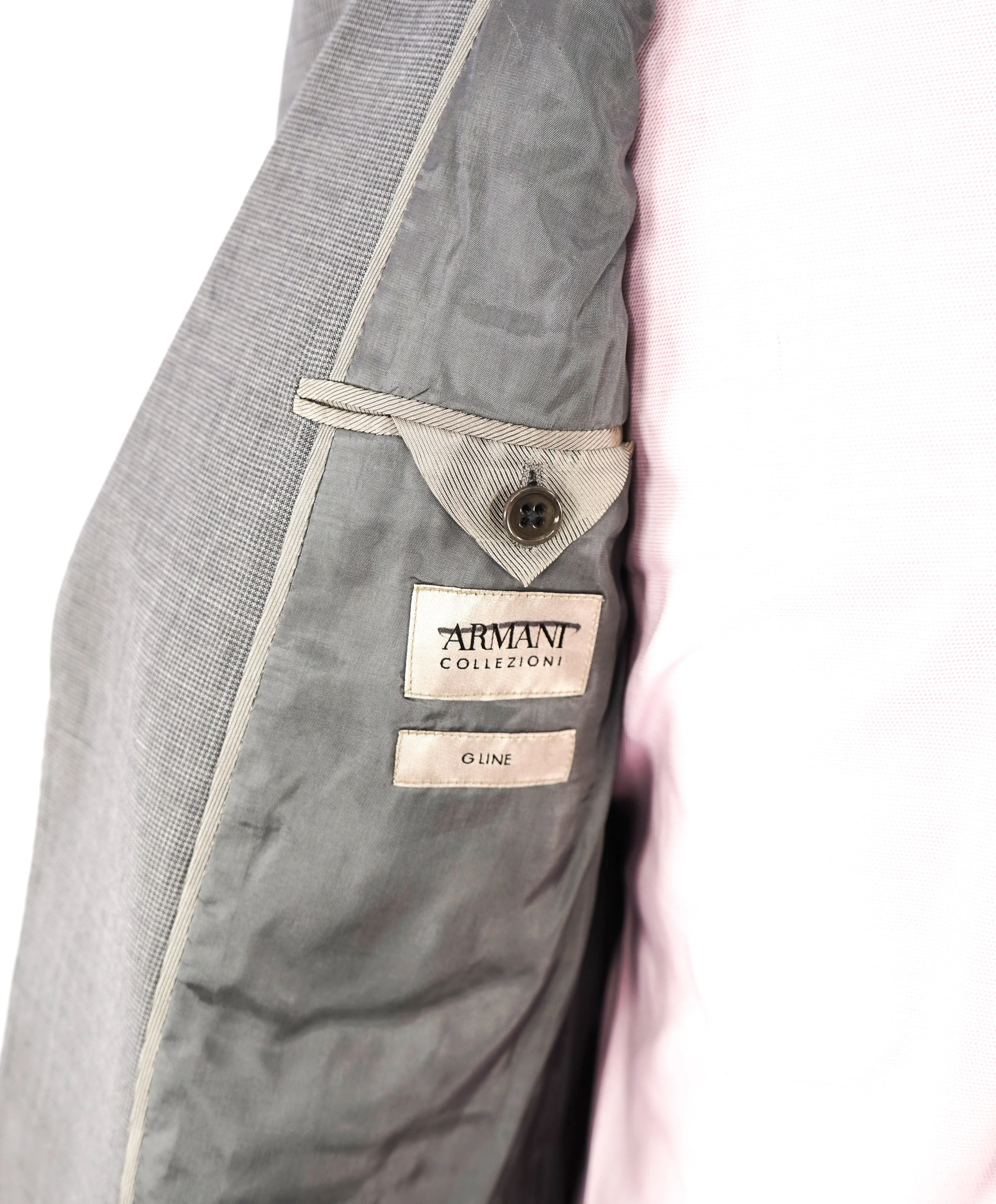 ARMANI COLLEZIONI - “G Line” Gray Micro Check Plaid Notch Lapel Blazer - 46R