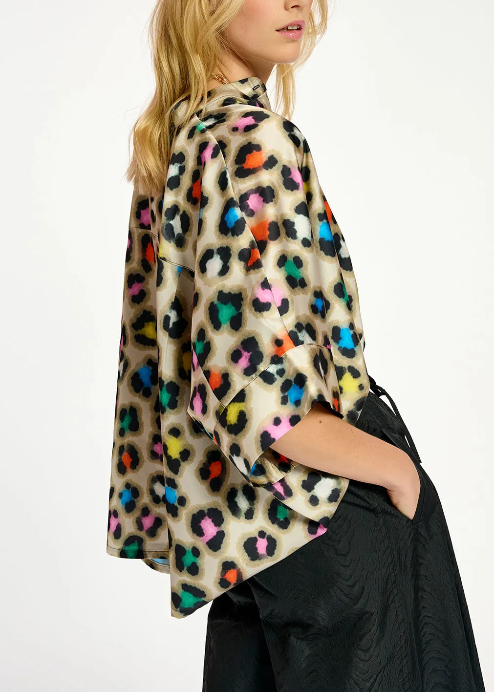 Beige oversized shirt with multicolor leopard print