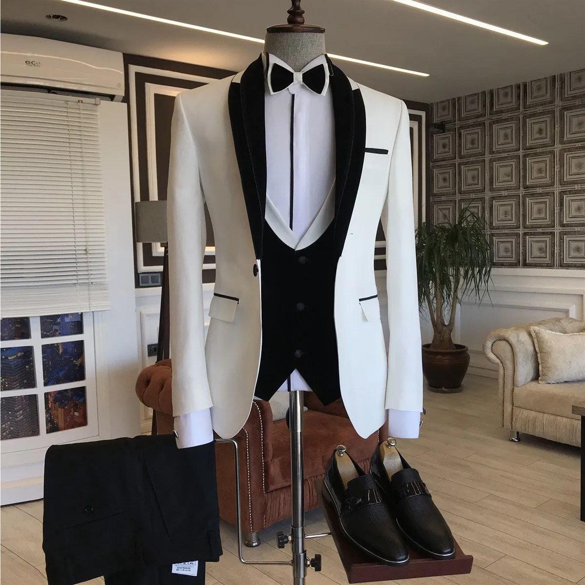 Black White Shawl Lapel Slim Fit Wedding Tuxedos
