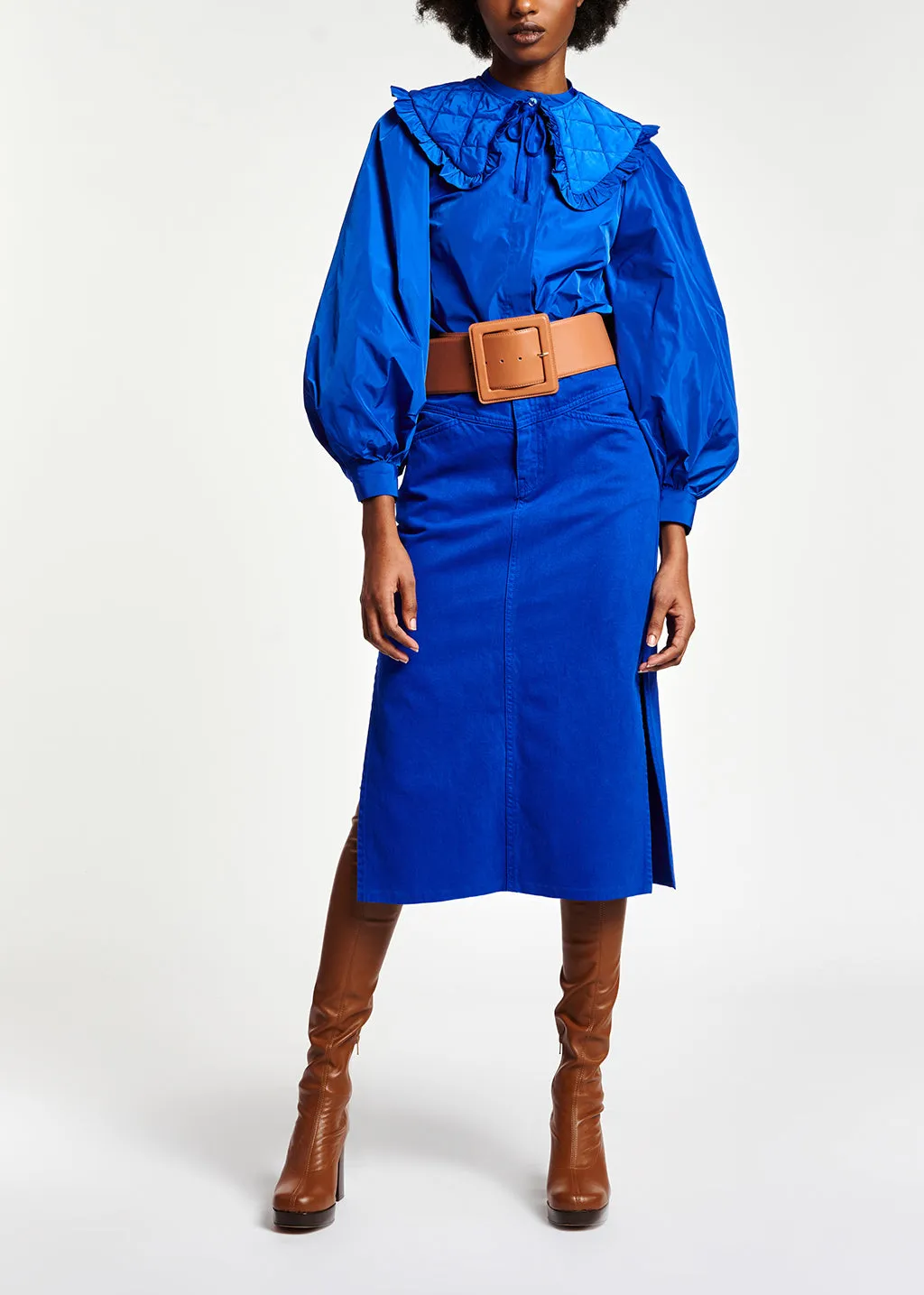 Blue puffed-sleeve top
