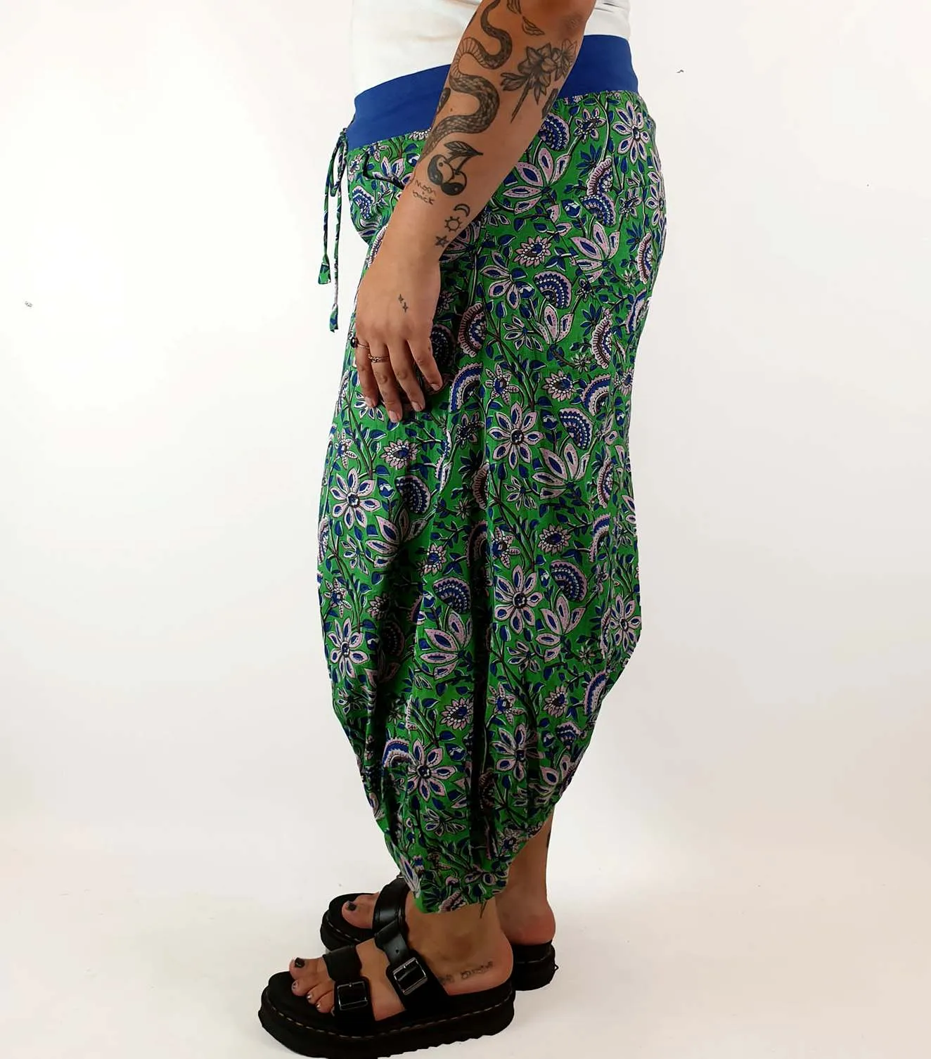 Boom Shankar green print cotton cropped pants size 16