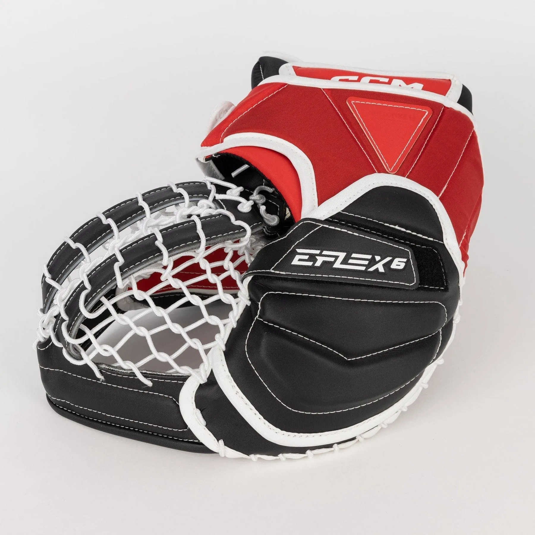 CCM Extreme Flex 6 Senior Goalie Catcher - 580 Degree