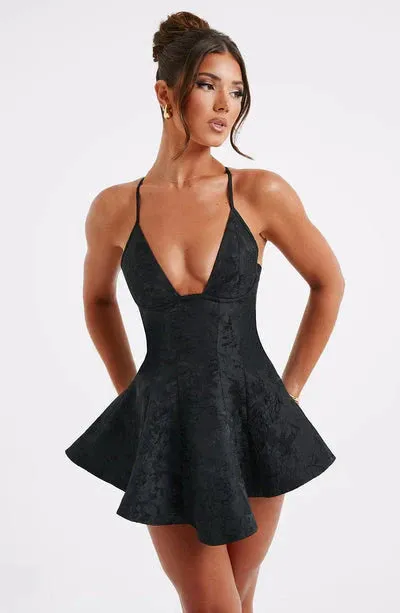 Chic Flared Dress for Every Occasion