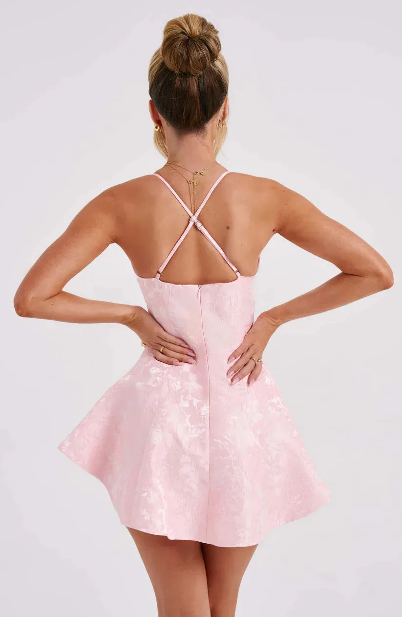 Chic Flared Dress for Every Occasion