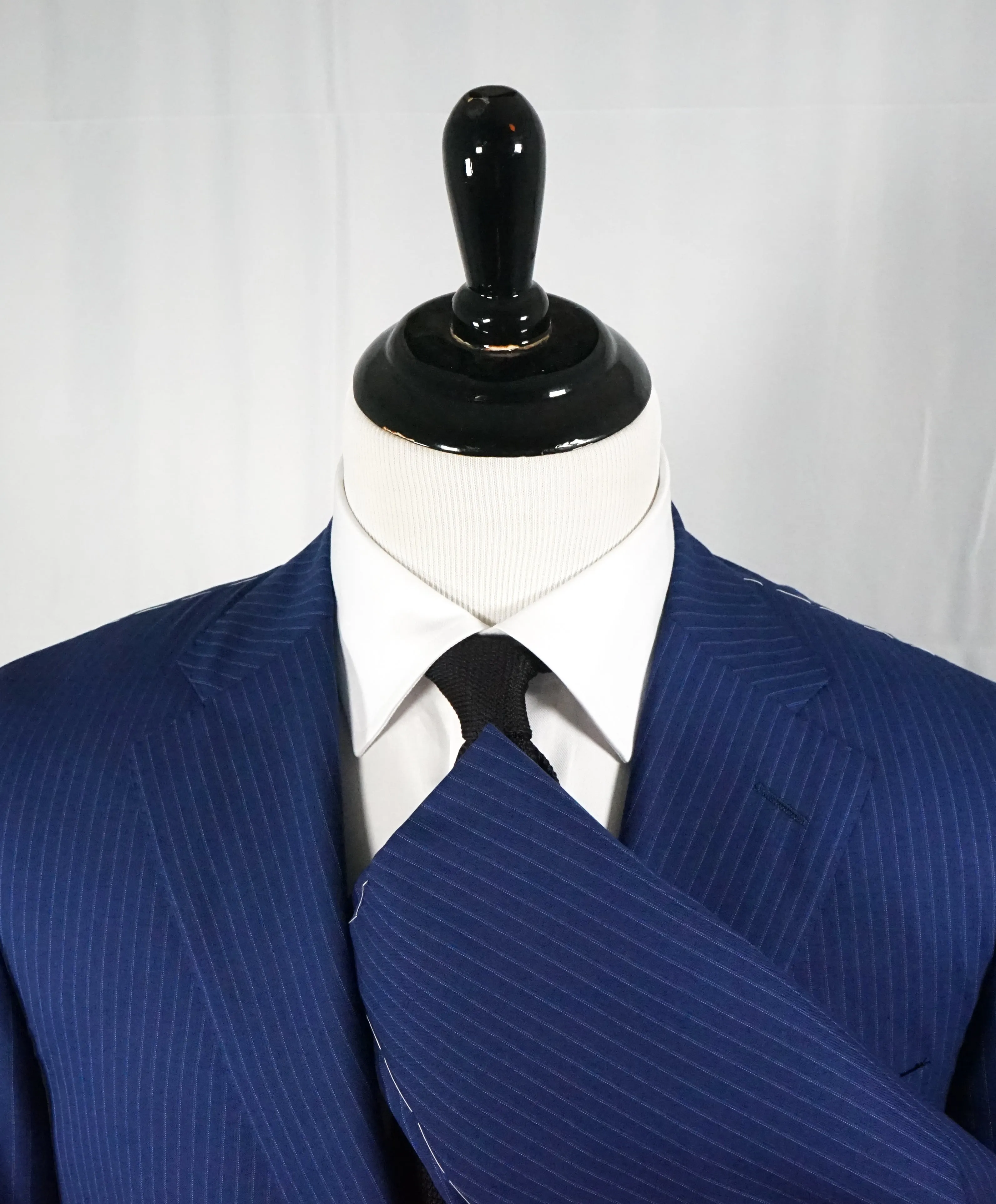 CORNELIANI - Cobalt Blue Stripe Suit Super Fine 15,75 Microns Suit - 42R