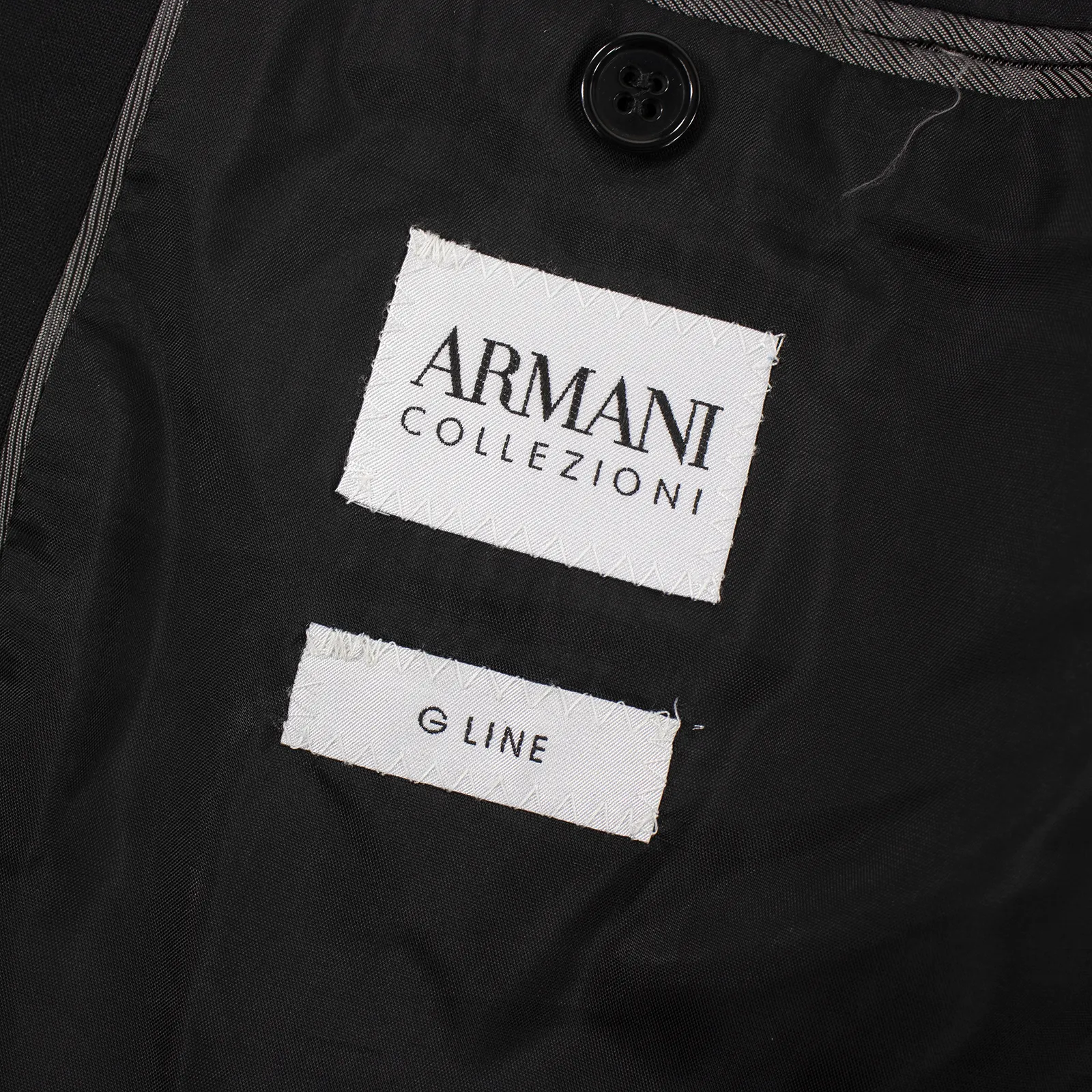 CURRENT Armani Collezioni G Line Black Wool Fresco Flat Front 2Btn Suit 44R