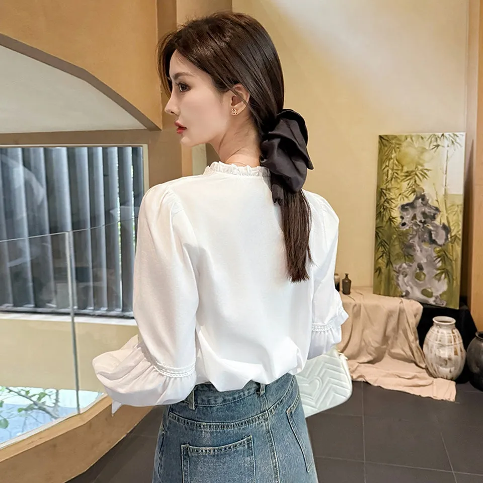 Embossed Patchwork V-Neck Blouse for a Chic Women's Fashion