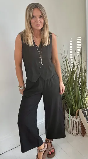 Falakka Linen Crop Pants Black
