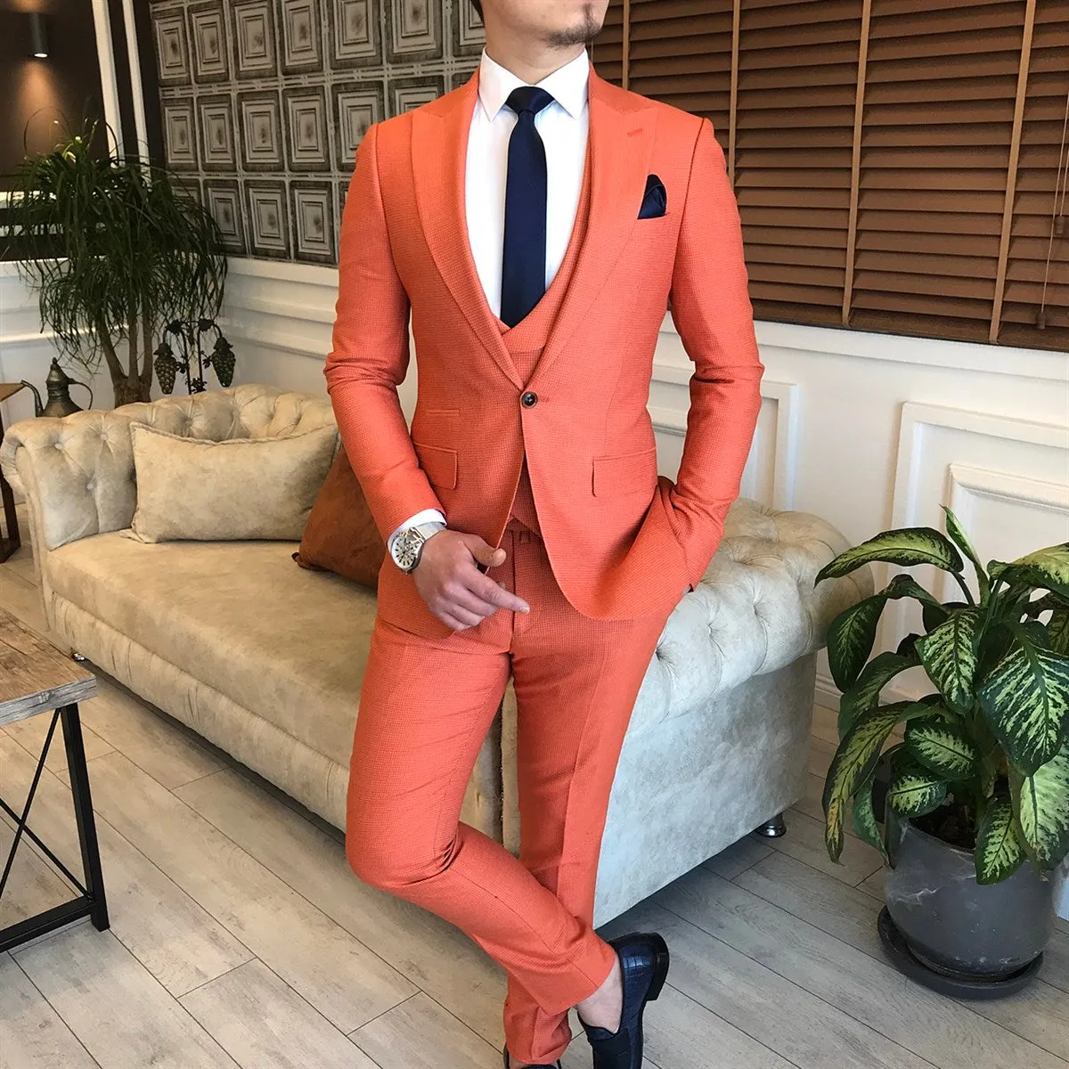 Fashion Orange Three Pieces Peaked Lapel Prom Men Suit
