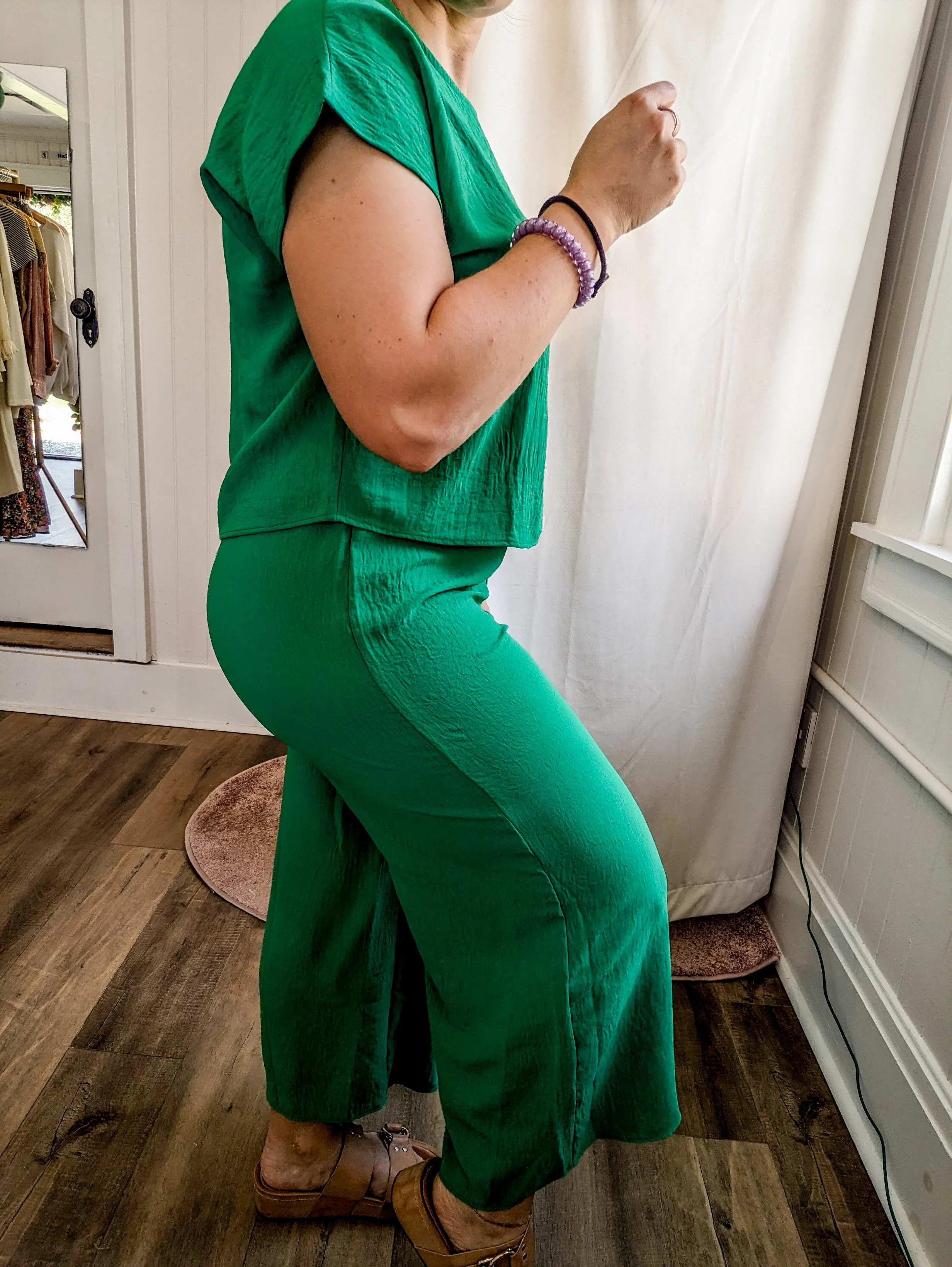 *Final Sale* Spritz Elastic Waist Band Cropped Pant