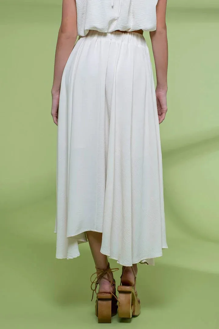 Flowing Pleated Skirt