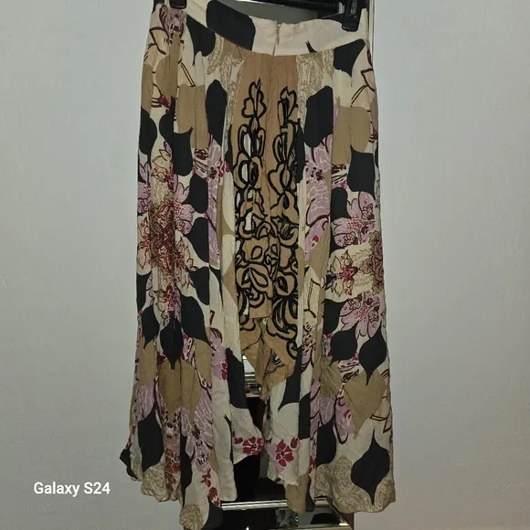 Free People Black and Tan Vintage  Asymmetrical Midi Skirt Size 6