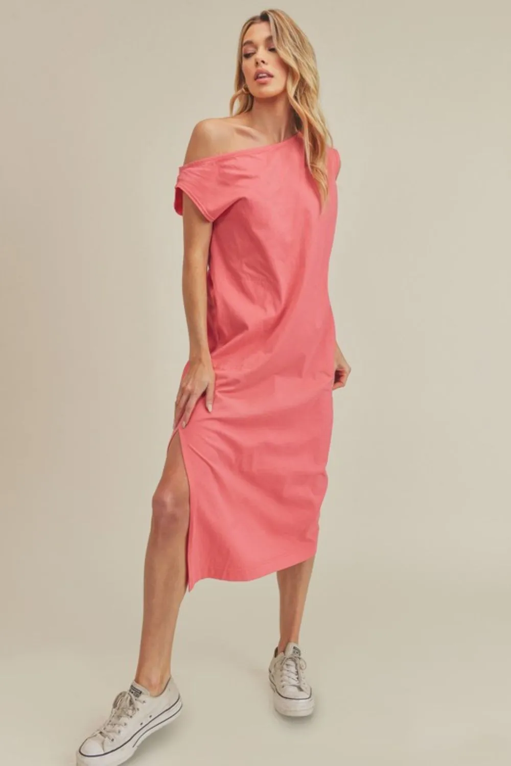 Hazel Blues® |  Aemi   Co Side Slit Round Neck Sleeveless Midi Dress