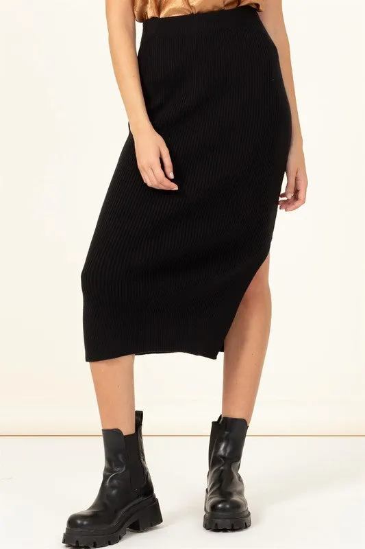 HYFVE Fashionista High-Waist Ribbed Midi Skirt