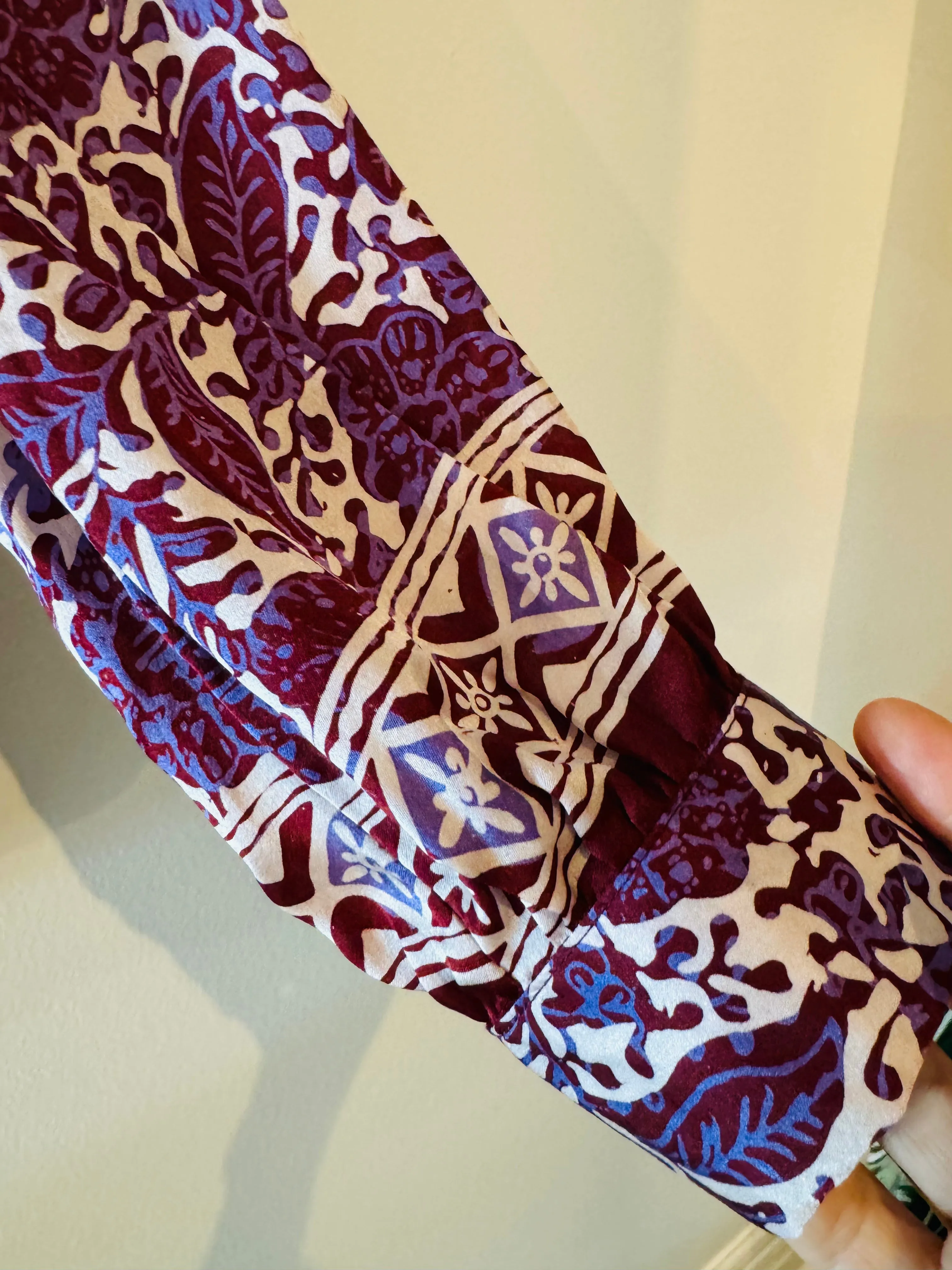 Les Fleurs Silk Blouse in Grape