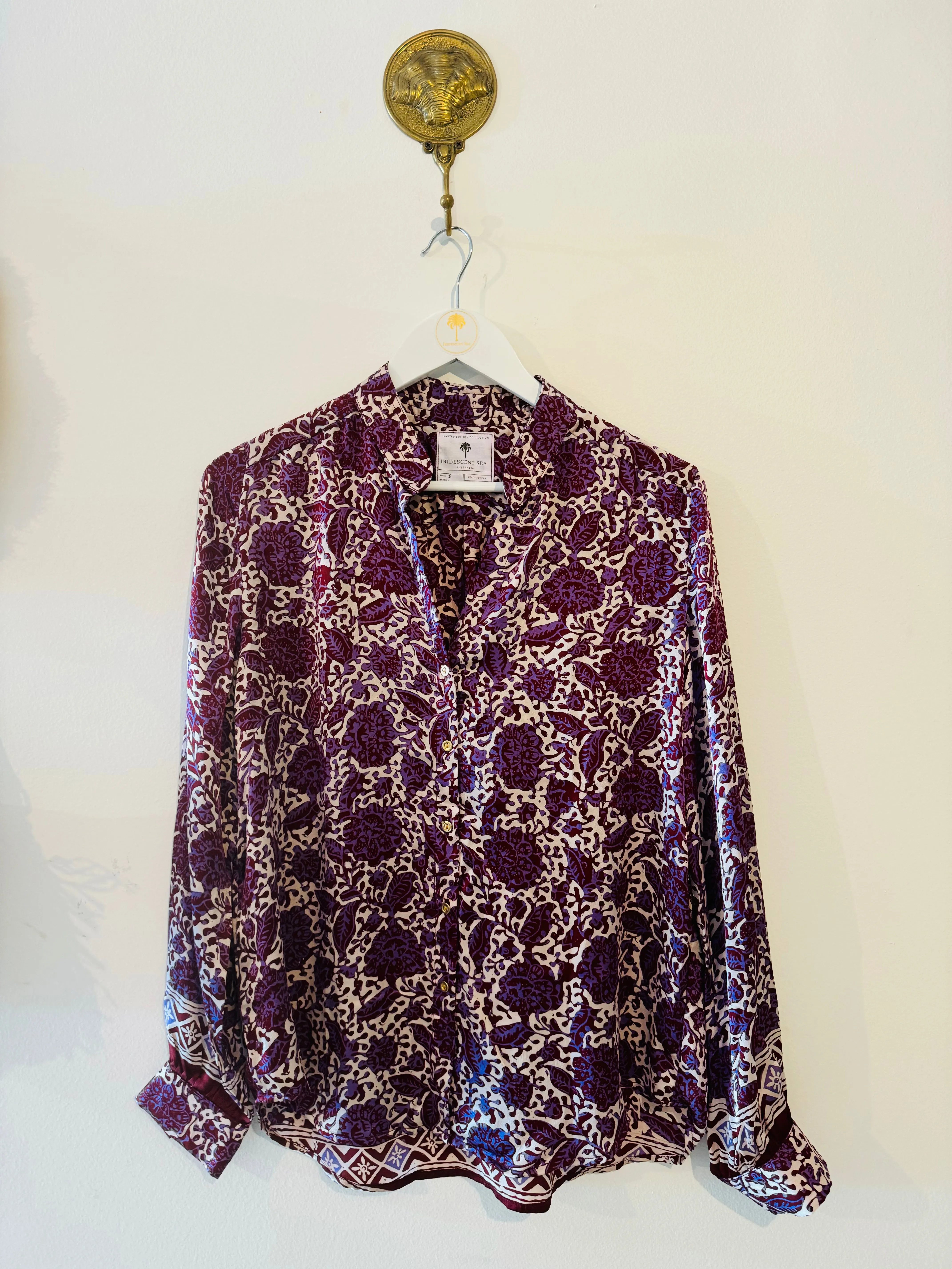 Les Fleurs Silk Blouse in Grape