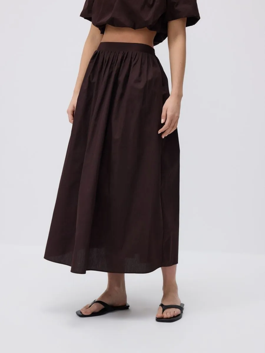 Midi skirt with pleats