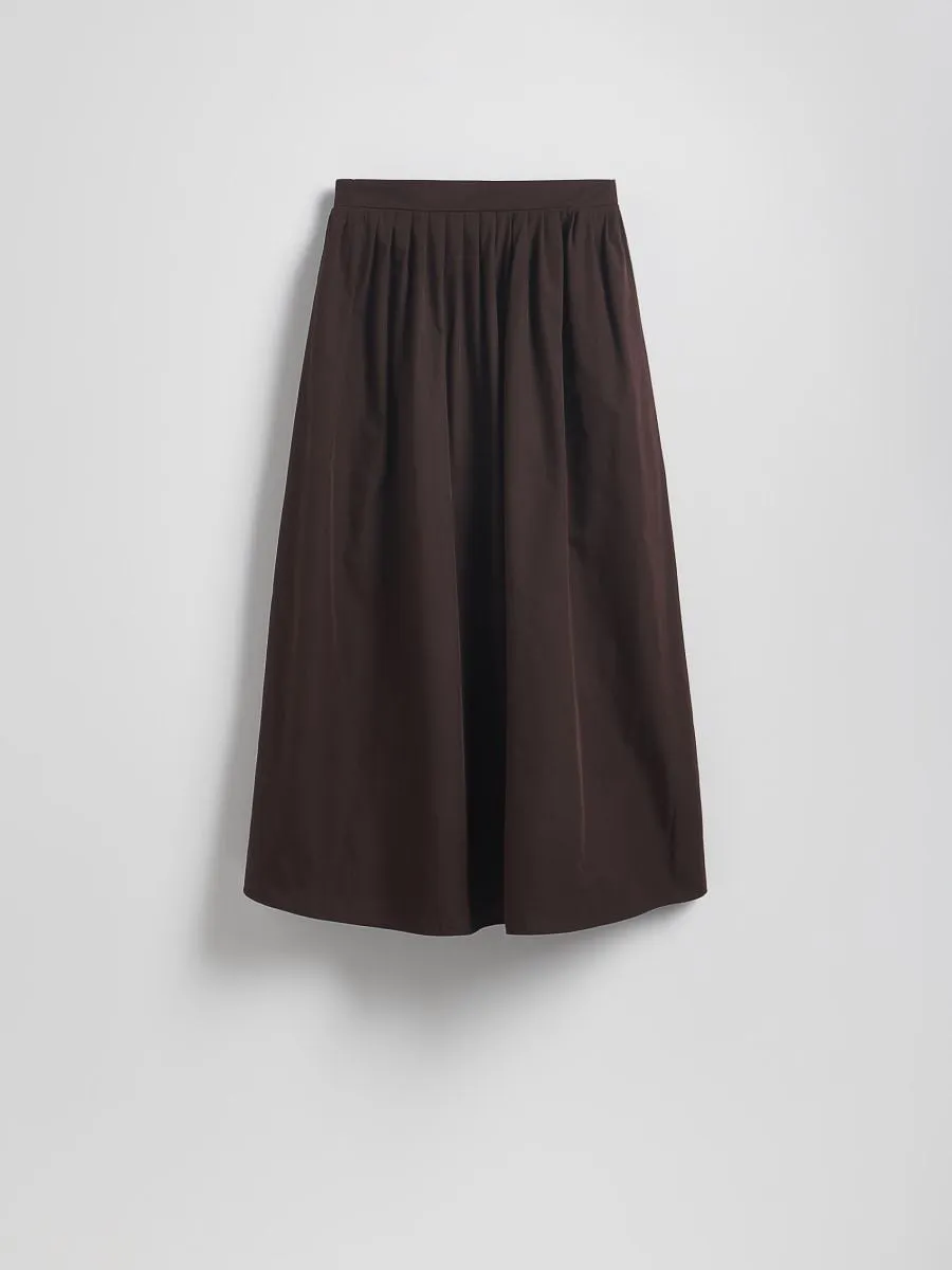 Midi skirt with pleats