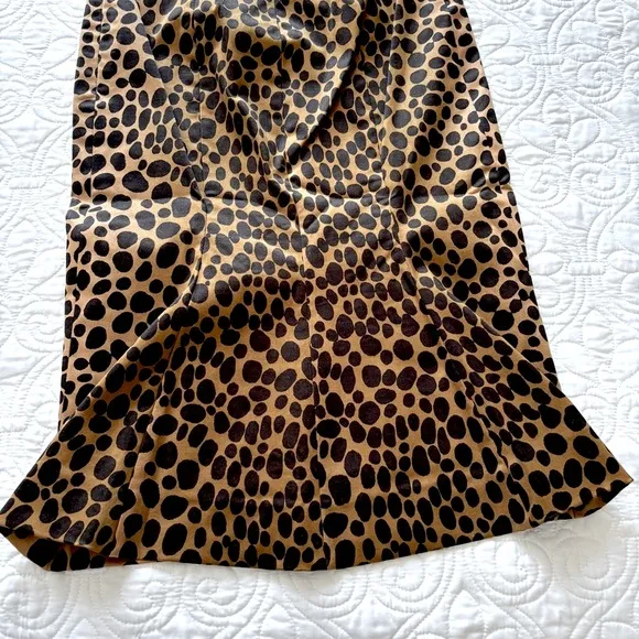 Moschino Leopard Print Pencil Fishtail Skirt in Brown and Tan/Khaki Size 6 US