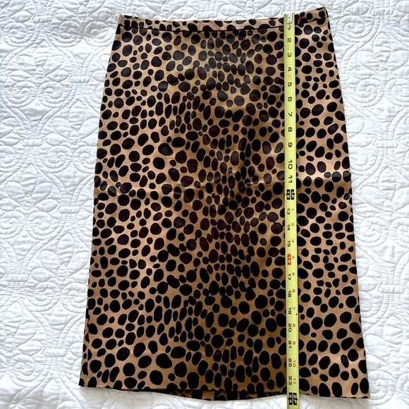 Moschino Leopard Print Pencil Fishtail Skirt in Brown and Tan/Khaki Size 6 US