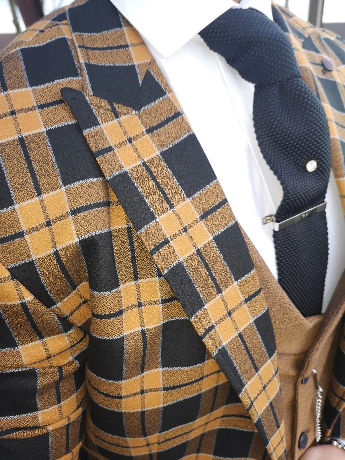Muzza - Brown/Black 3 Piece Suit