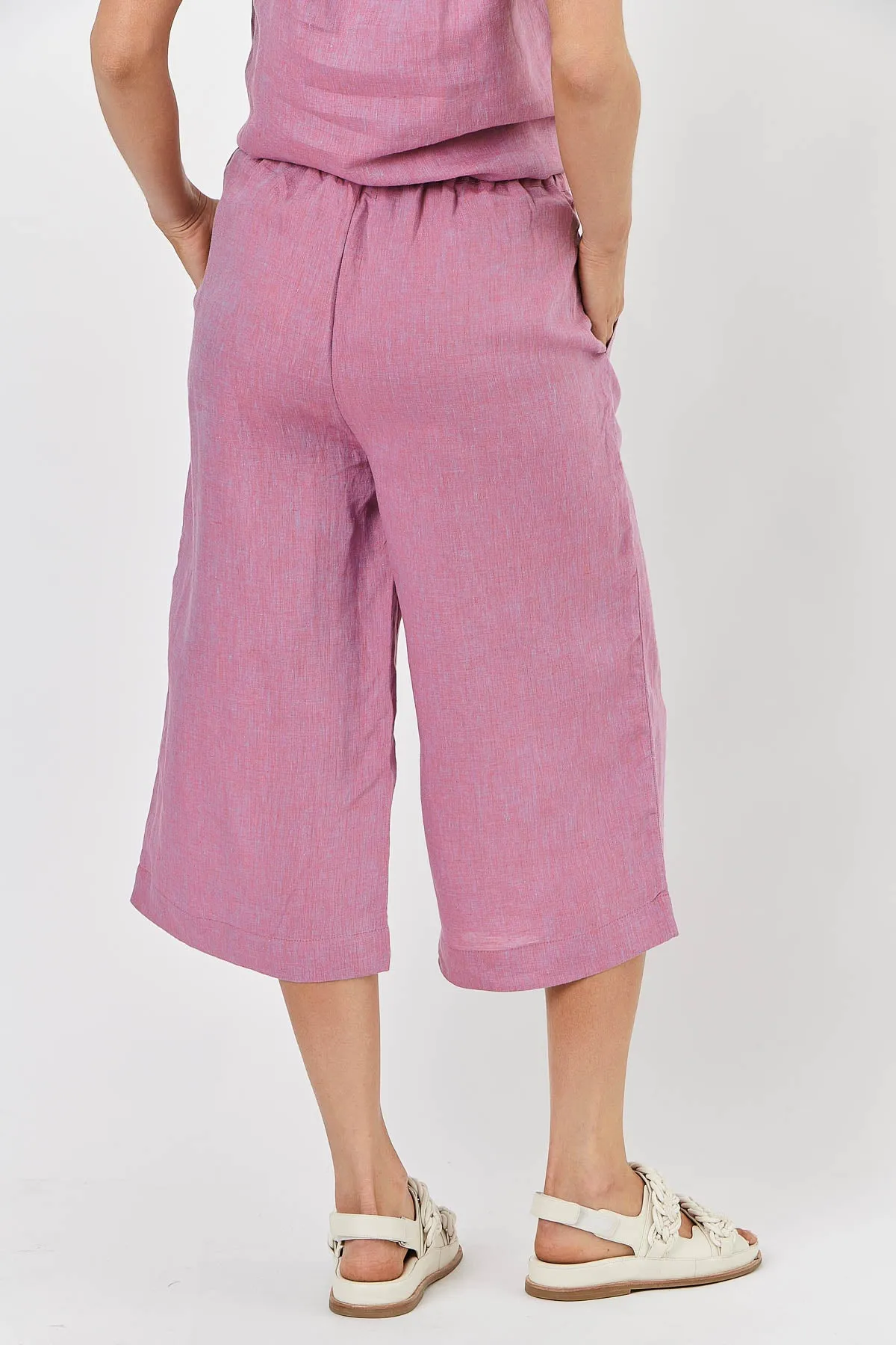 Naturals by O & J Cropped Linen Pants in Taffy GA438