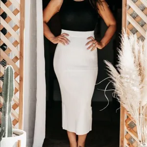 Off white fitted midi skirt bridal shower wedding ribbed cute S M