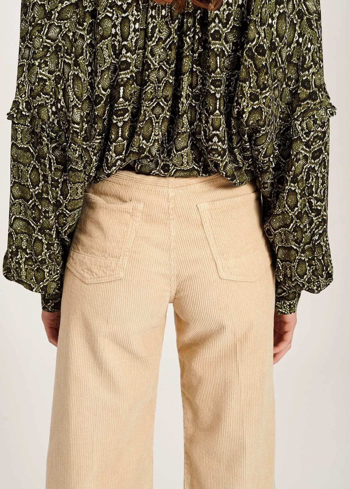 Oversized frilled shirt