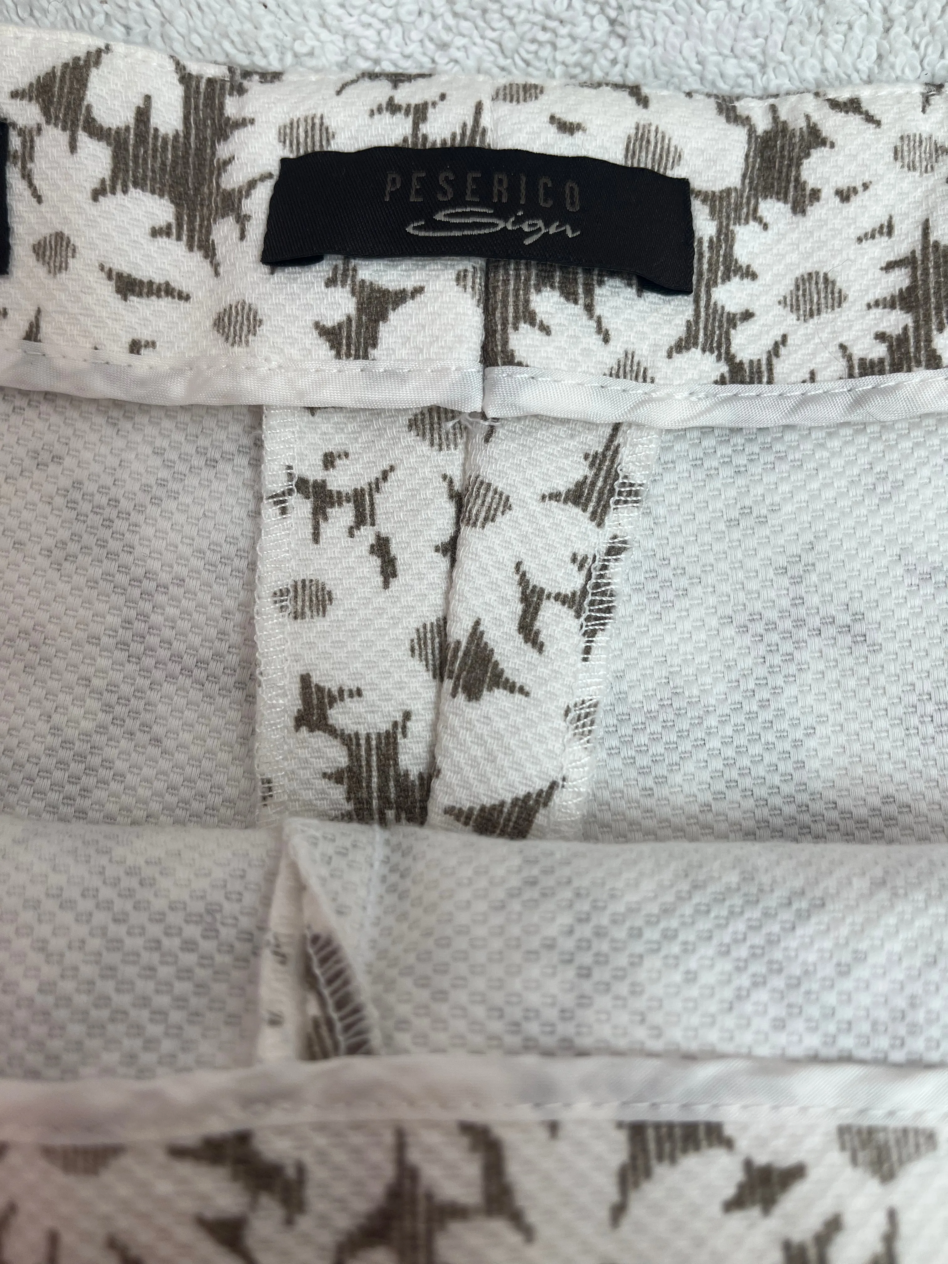 Peserico Sign -- Grey Creme Floral Print Crop Pants -- 48 / US Medium