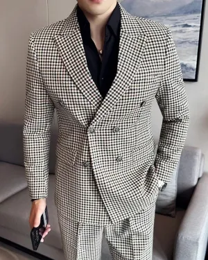 Sandy Black Peaked Lapel Double Breasted Plaid Men Suits