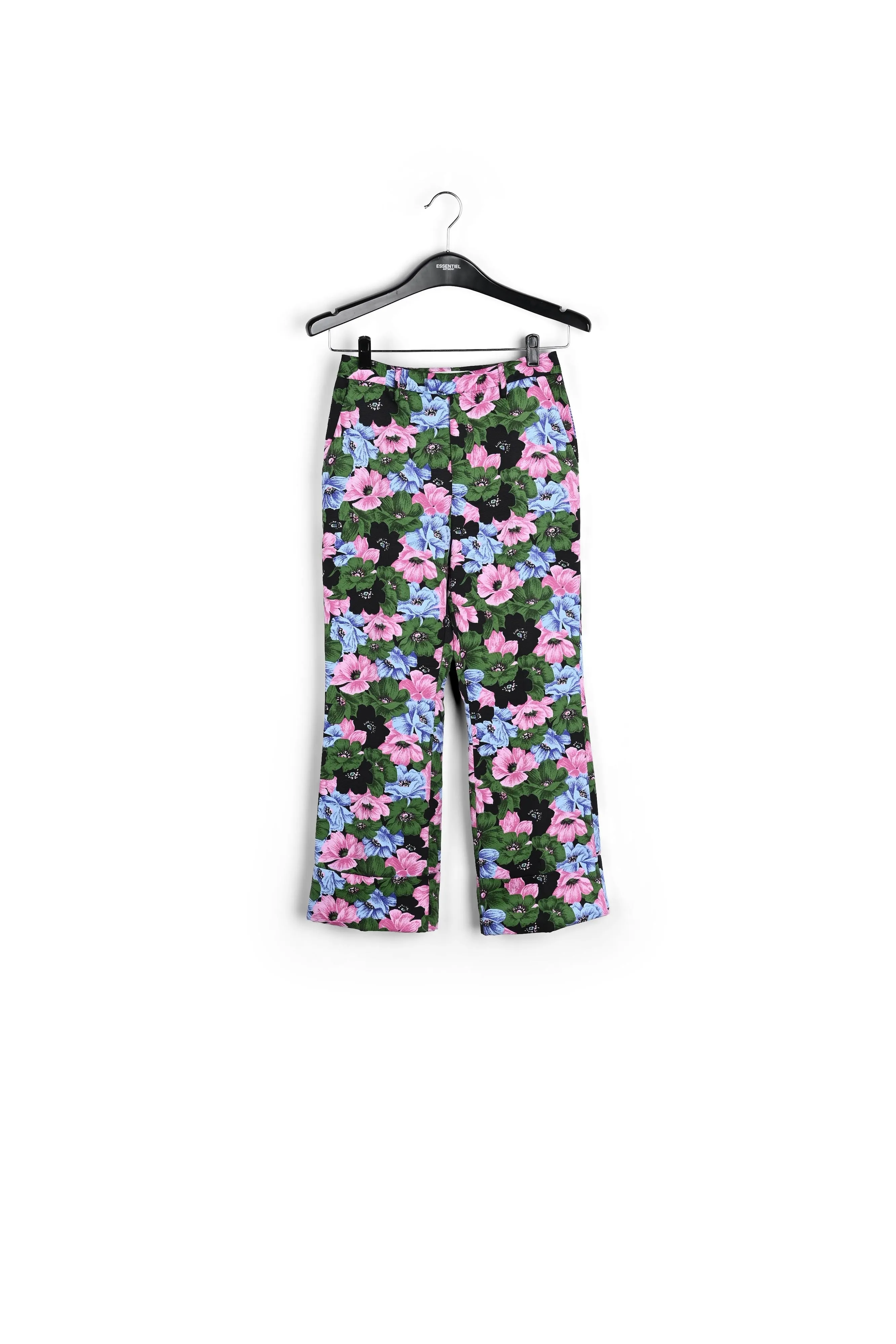 Short flared pants