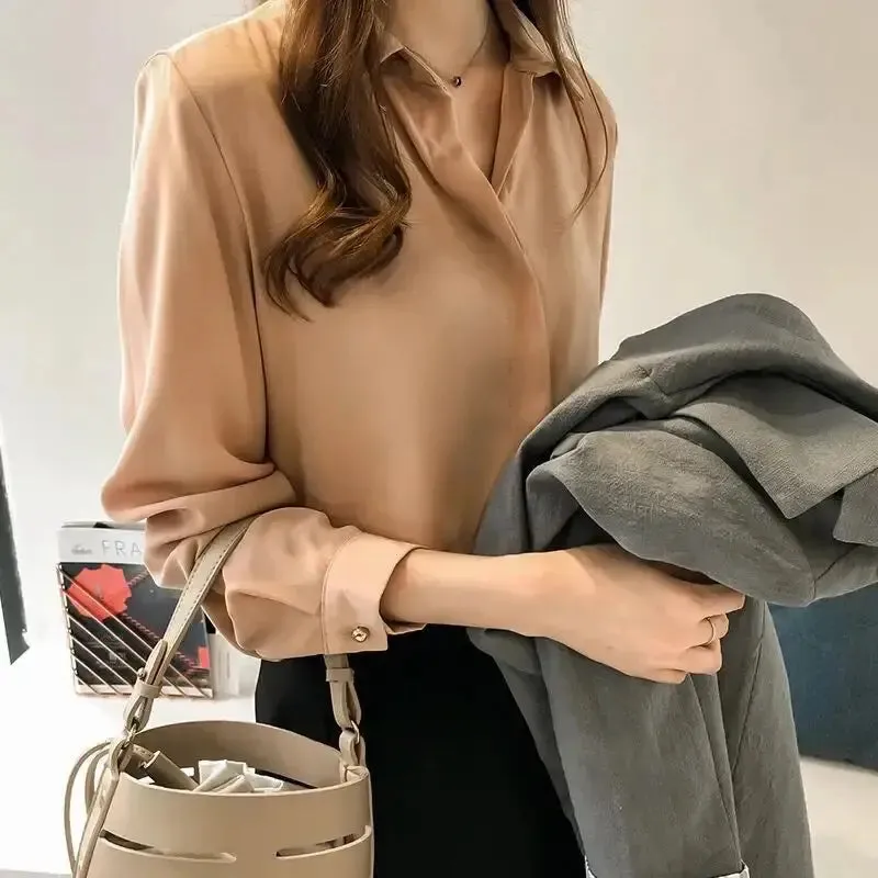 Summer Elegant Ladies Chiffon Tops Solid Color Long Sleeved Simple Ladies Chiffon Tops and Blouses