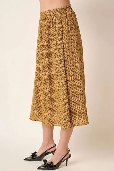 Versatile Printed Midi Skirt for a Chic Casual Look