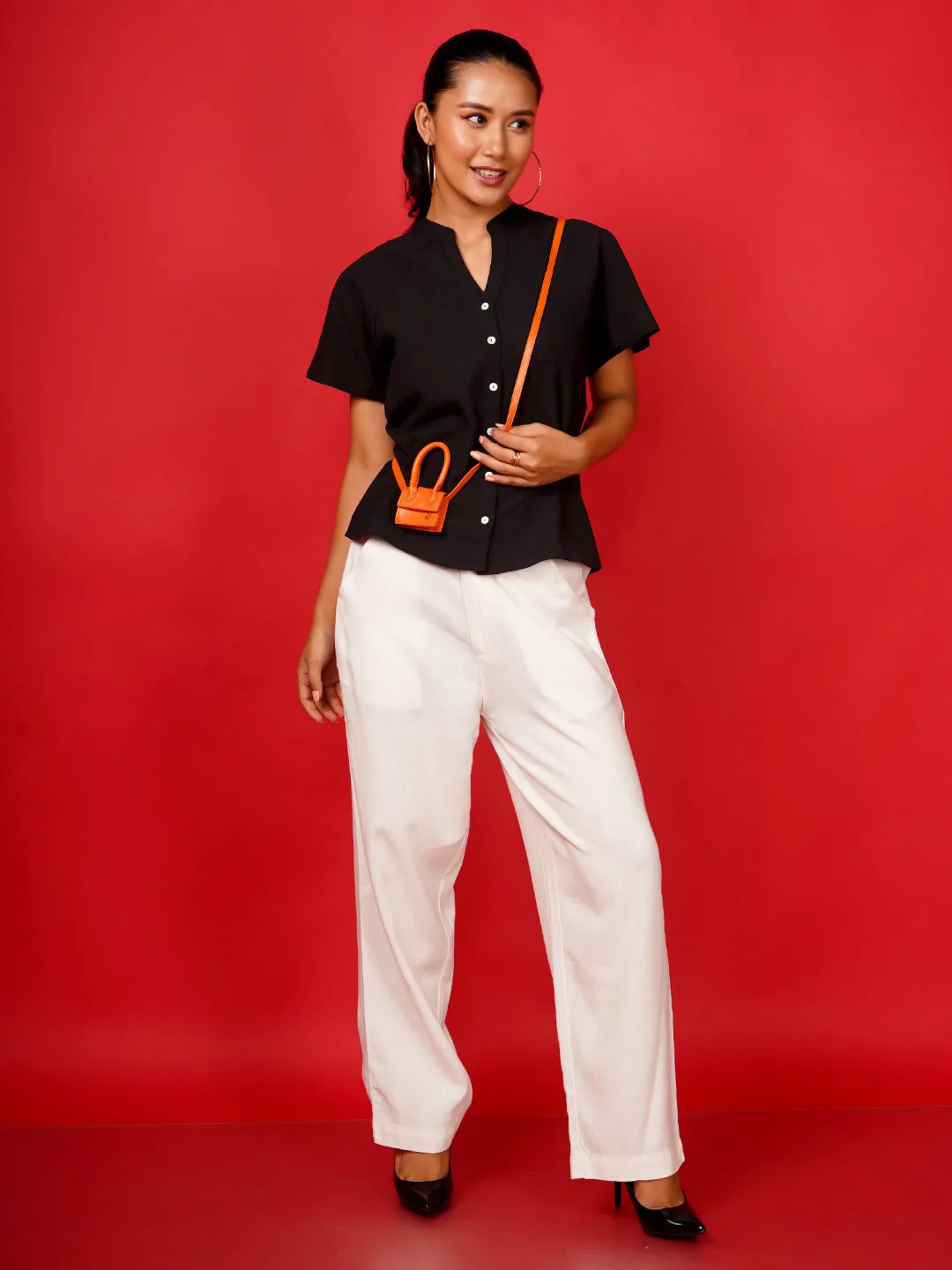 Women's Black Solid Straight Shirt
