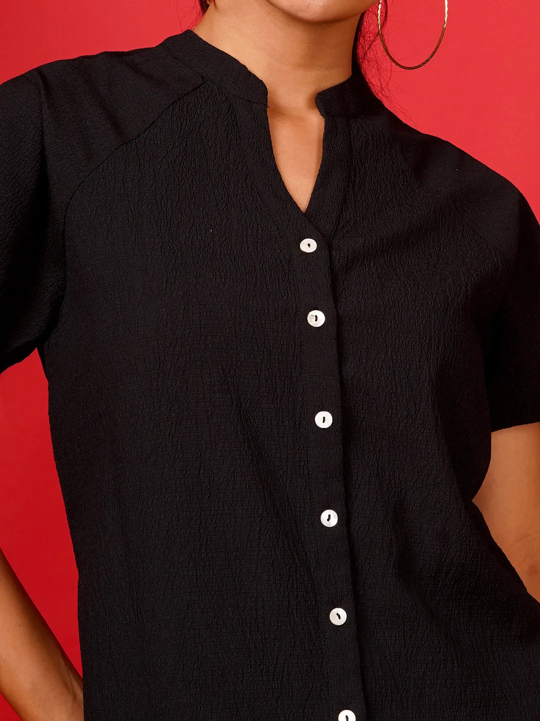 Women's Black Solid Straight Shirt