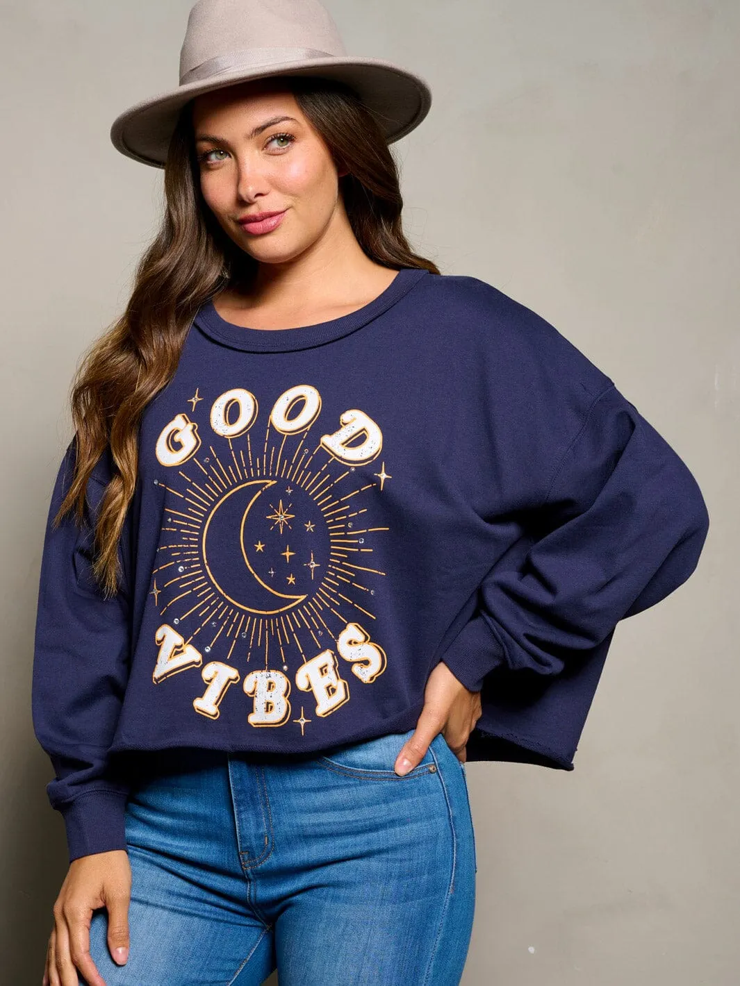WOMEN'S LONG SLEEVE GOOD VIBES GRAPHIC BLOUSE TOP