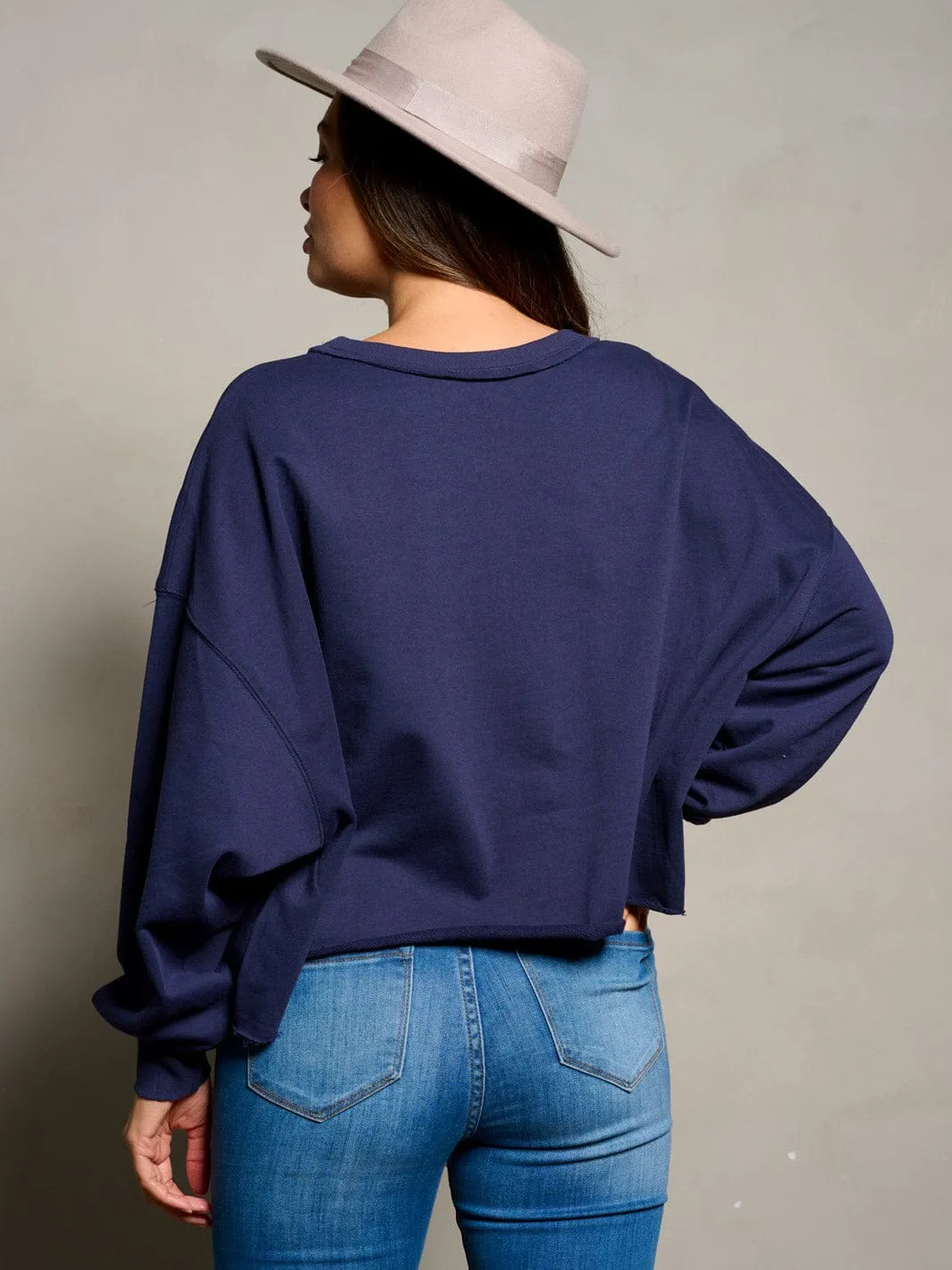 WOMEN'S LONG SLEEVE GOOD VIBES GRAPHIC BLOUSE TOP