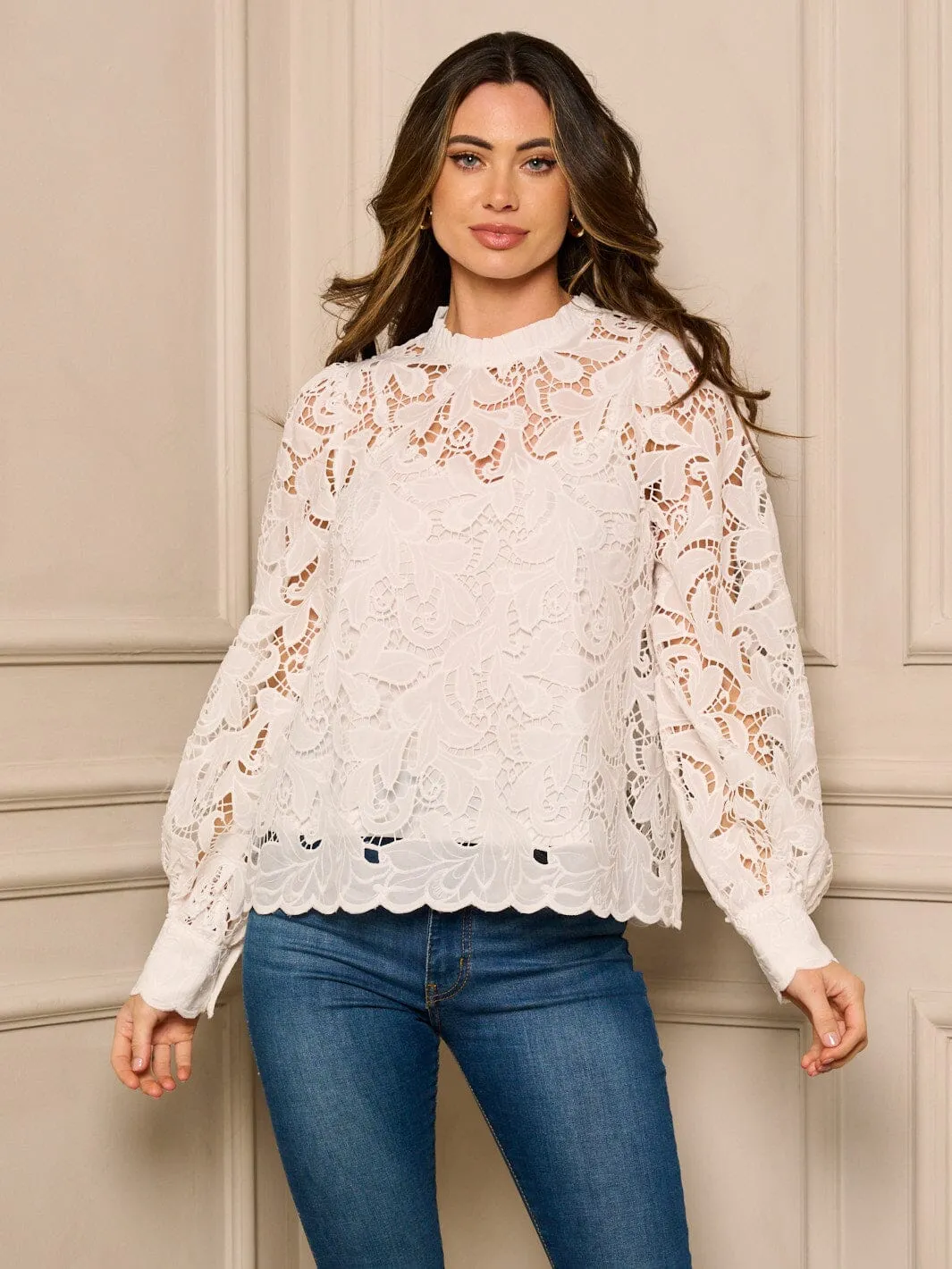WOMEN'S LONG SLEEVE MOCK NECK EYELET DETAILED TOP
