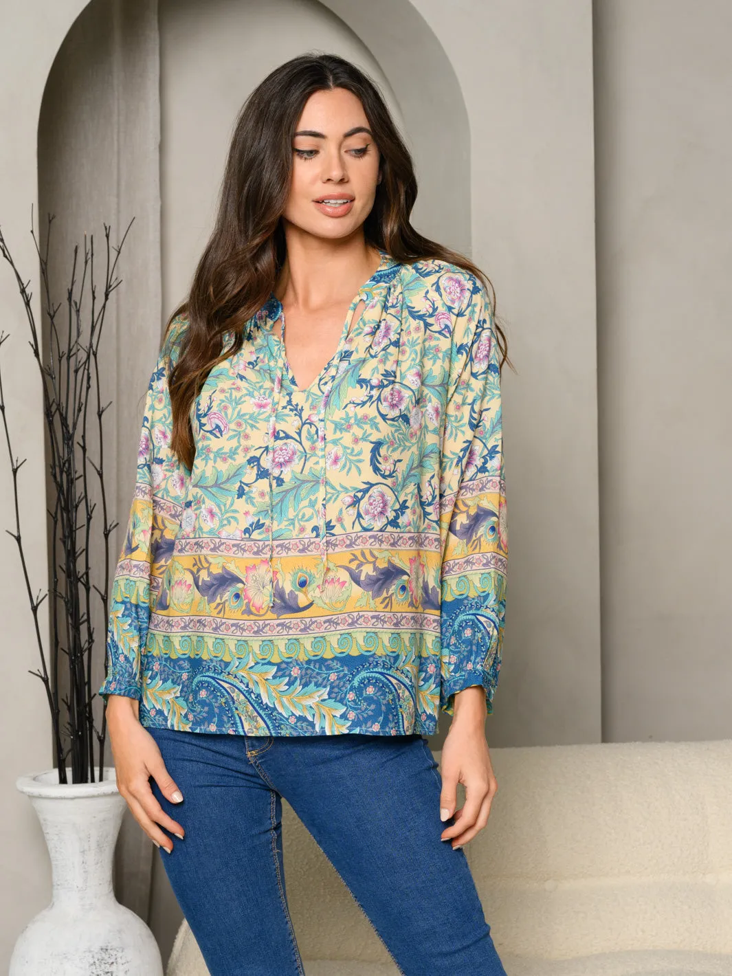 WOMEN'S MULTI PRINT LONG SLEEVE V-NECK TOP