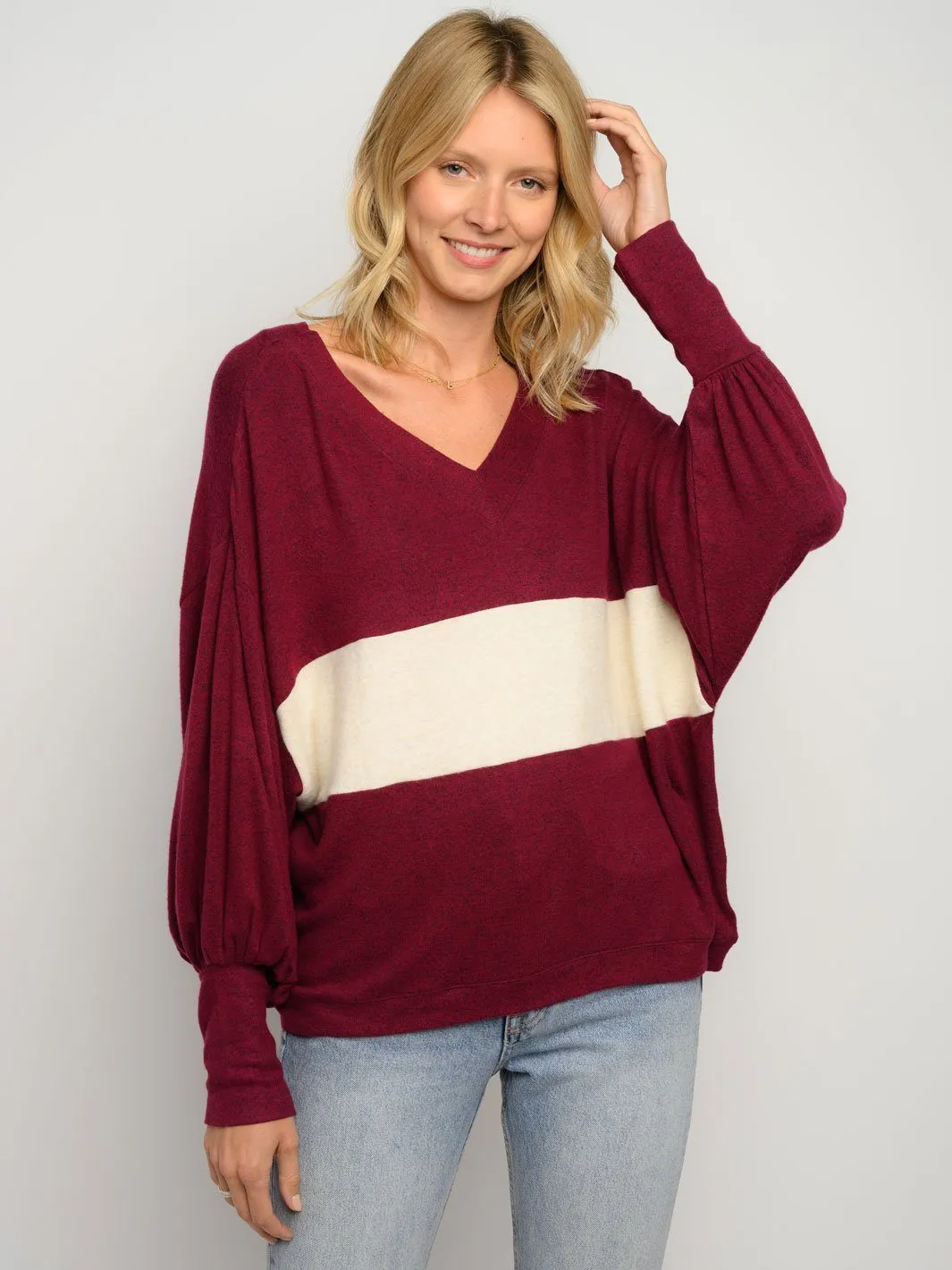 WOMEN'S V-NECK COLOR BLOCK LONG SLEEVE TOP